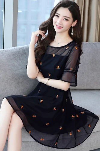 Женское платье с вышивкой в Корейском стиле Повседневное трапециевидной формы