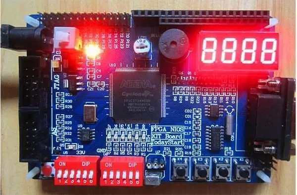 

FPGA Cyclone Altera FPGA EP1C3T144 Learning Board + USB Blaster JTAG programmer