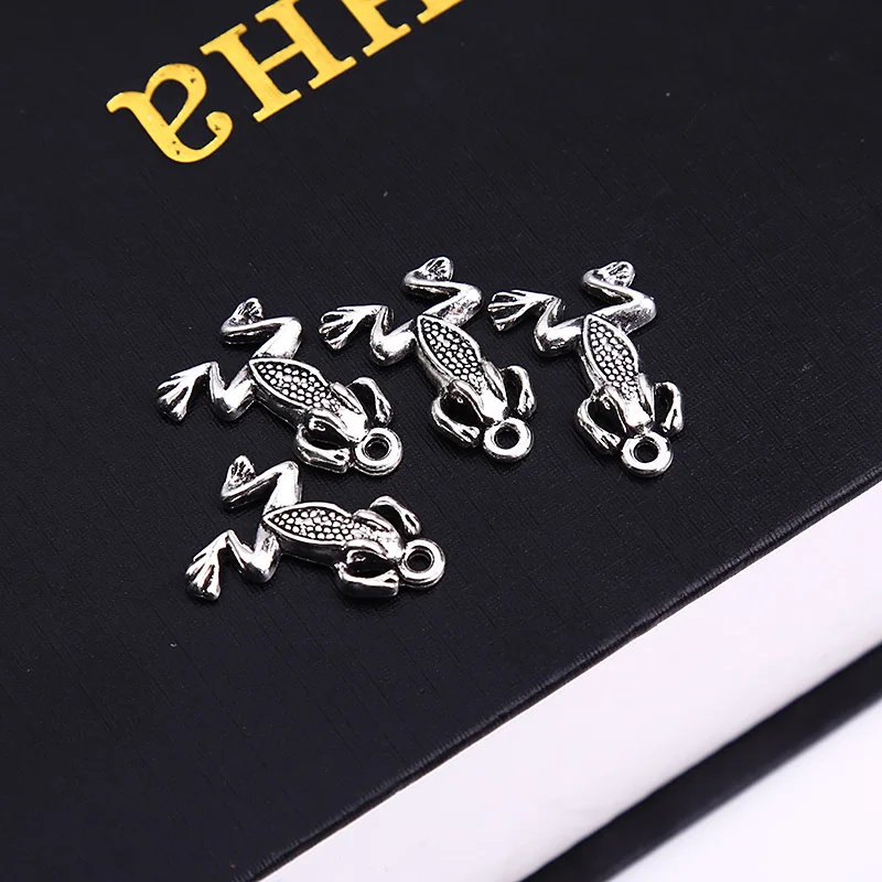 Античные серебряные подвески в виде маленькой лягушки для ювелирных изделий