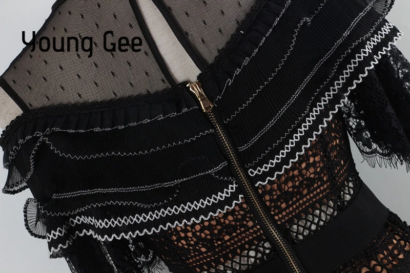 Женское кружевное платье Young Gee черное повседневное мини трапециевидной формы с