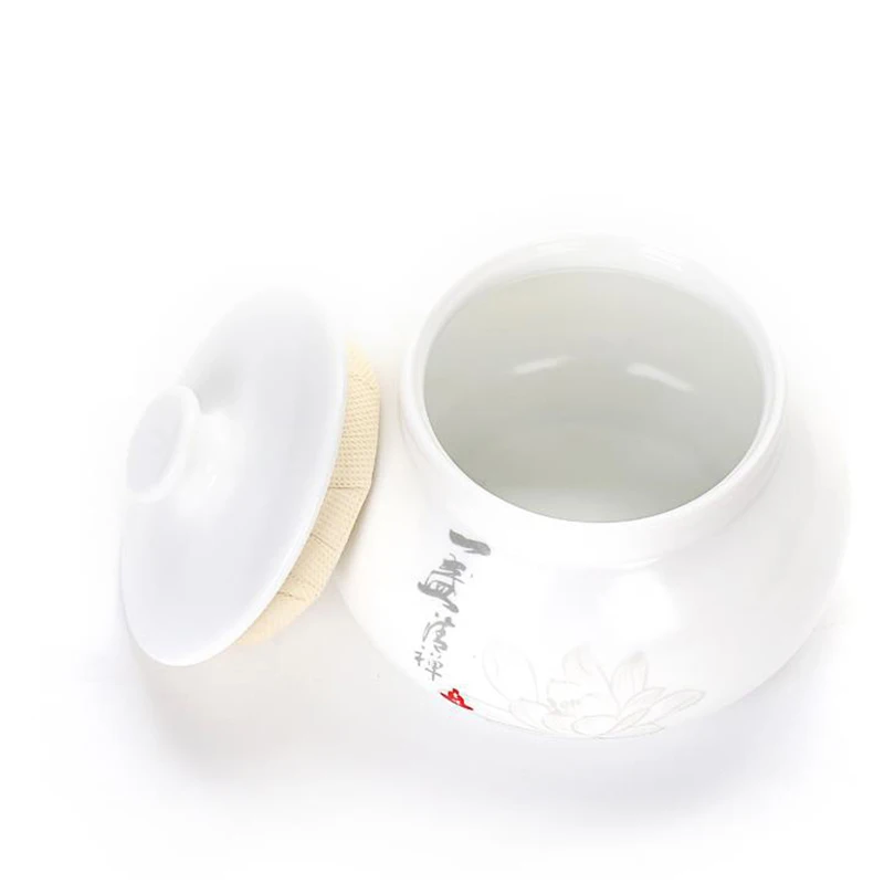 

Creative Ceramic Tea Cans Hand Painted Lotus Tea Canister Kung Fu Tea Set Coffee Nut Spice Food Storage Bottles Jar Home Decor