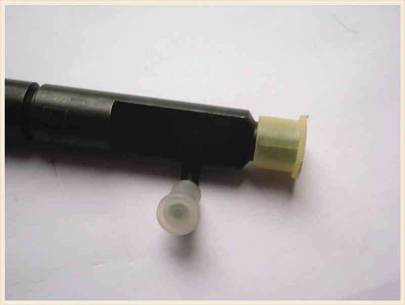 Дизельный двигатель инжектор KBAL P154 с распыляющей головкой топливные форсунки