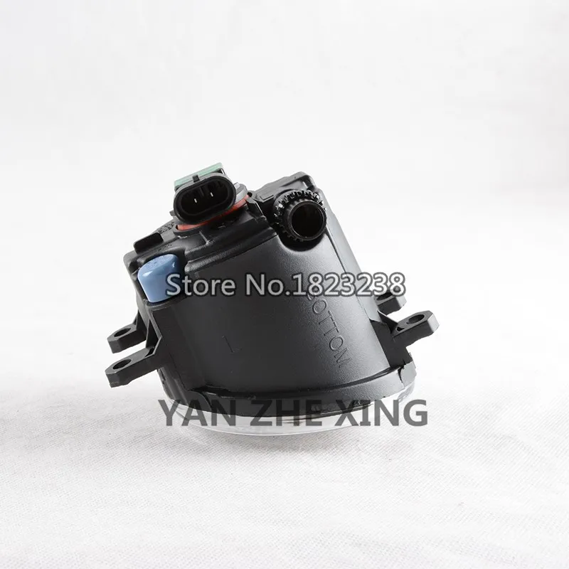 Противотуманные фары с левой стороны 81220 06052 для Toyota AVENSIS YARIS RAV4 CAMRY COROLLA MATRIX HIGHLANDER