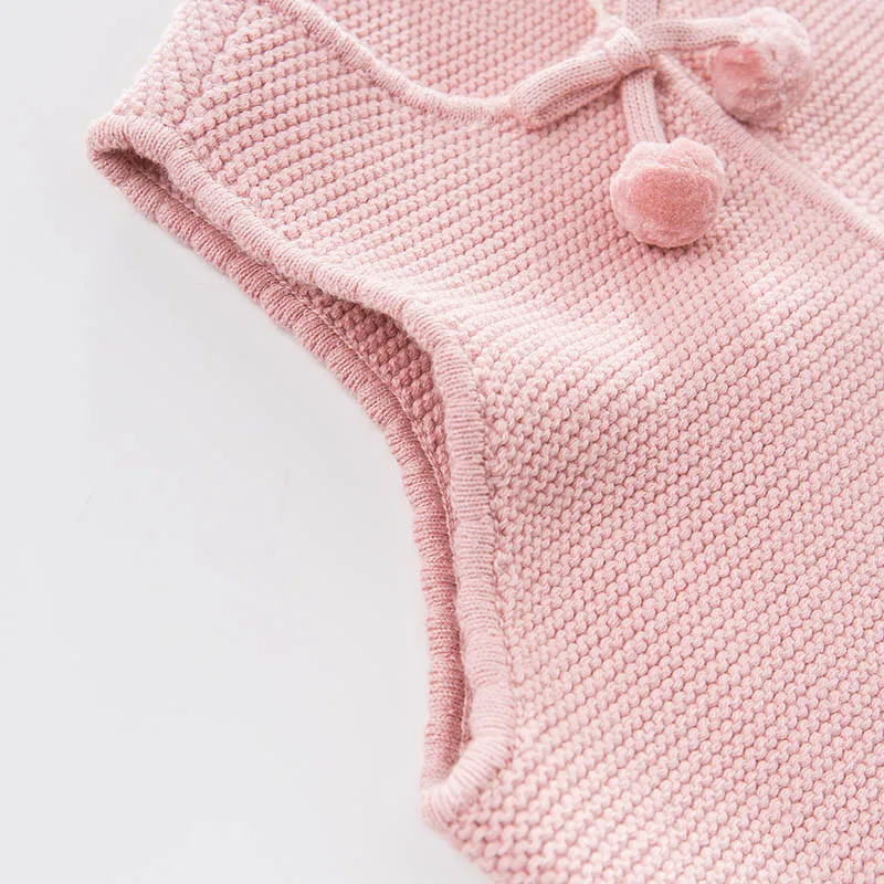 DB7359 dave bella/Весенний модный вязаный жилет для маленьких девочек мягкие детские