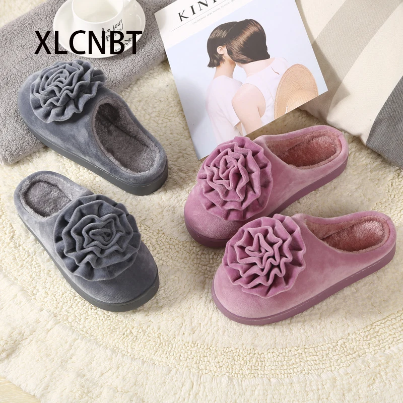 Домашние зимние тапочки на высоком каблуке хлопковые с героями мультфильмов