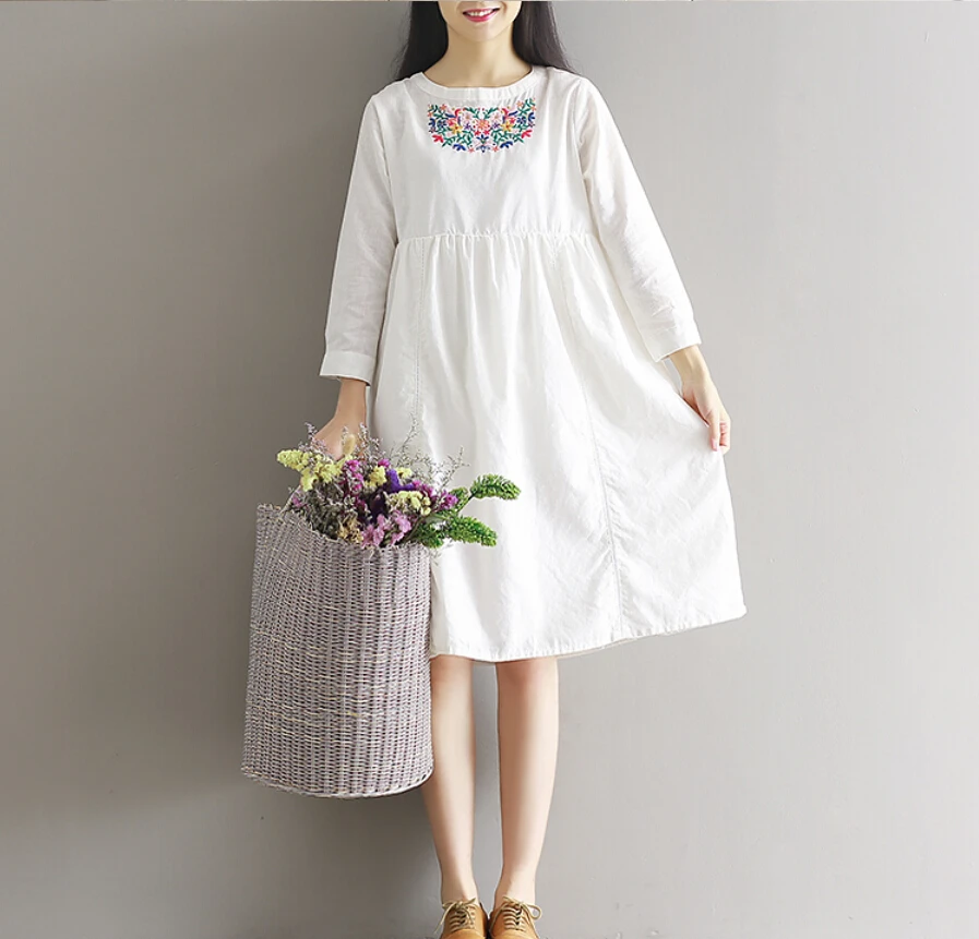 Pregnant Women's Embroidery Fluid Dress Female Autumn and Spring Loose Long-Sleeve Basic White Maternity dress | Мать и ребенок