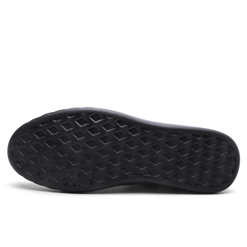 Модная мужская обувь из натуральной кожи черного цвета на плоской подошве