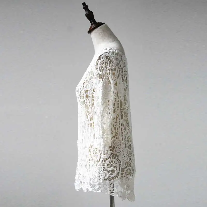 Для женщин Одежда V образным вырезом Половина рукава Цветочный кружево