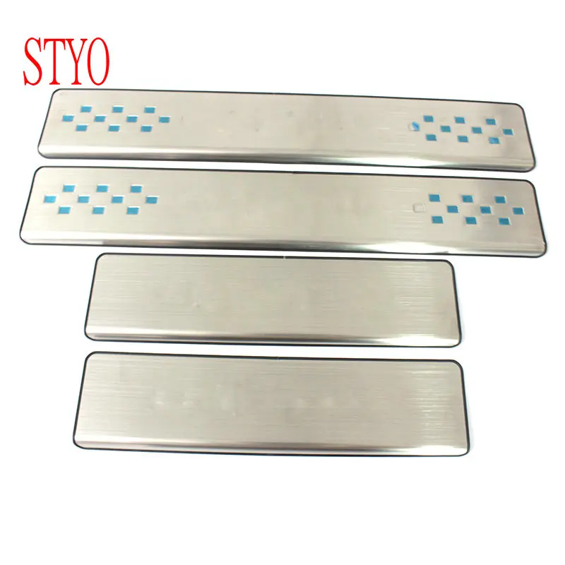 

STYO Car Stainless Steel Door Sill Scuff Plate Welcome Pedal cover for Renault Captur 2015 - 2016