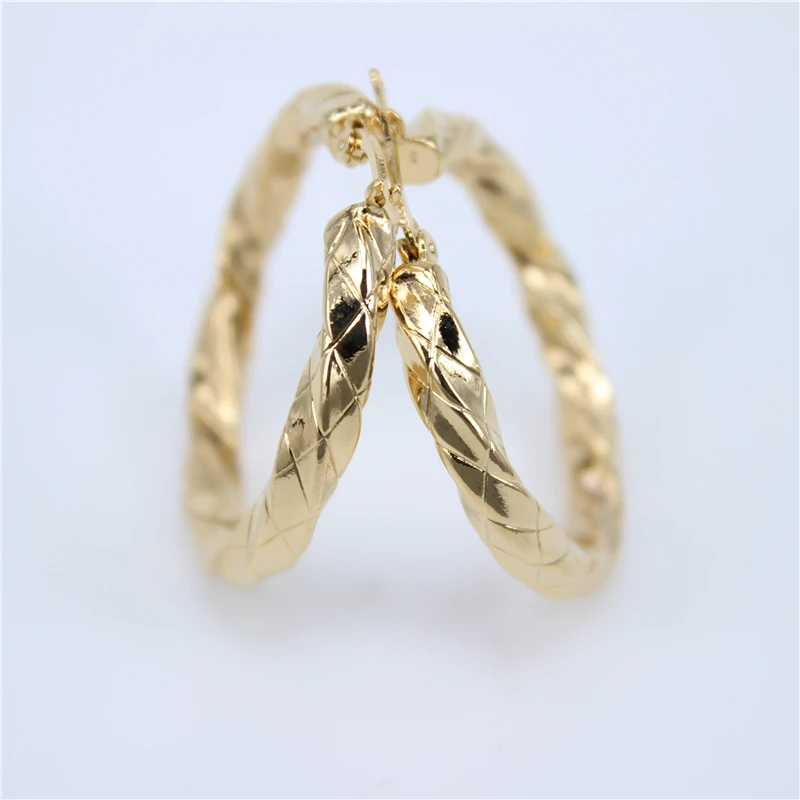 Оптовая продажа 2018 новый дизайн большие круги витые серьги-кольца для женщин