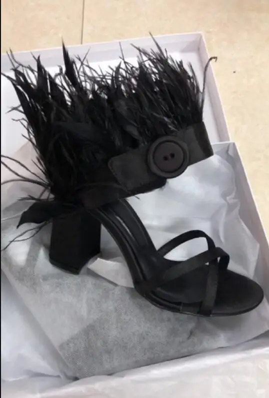 Stylesowner Подиум Т-Шоу Летняя обувь сандалии на массивном каблуке с открытым носком лодыжки перо Sandalias круглый пряжки сексуальные новые zapatos mujer