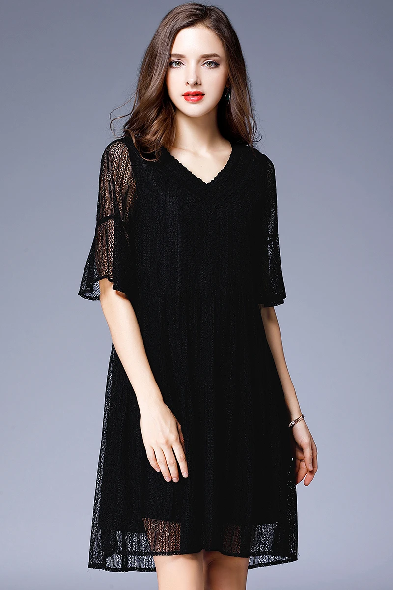 

2018 new lace dress V-neck European and American sexy dress