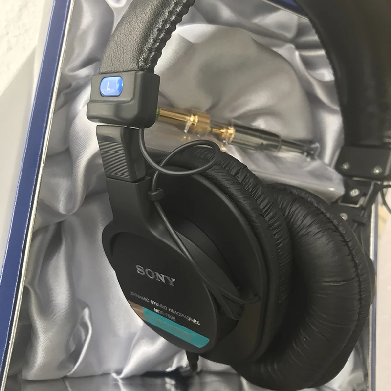 Б/у, sony MDR7506 Профессиональные Большие мембранные наушники(не полный
