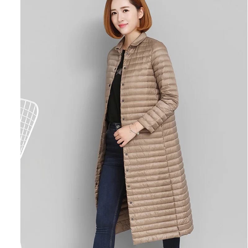 Женское сверхтеплое пальто на белом утином пуху длинное облегающее однотонное