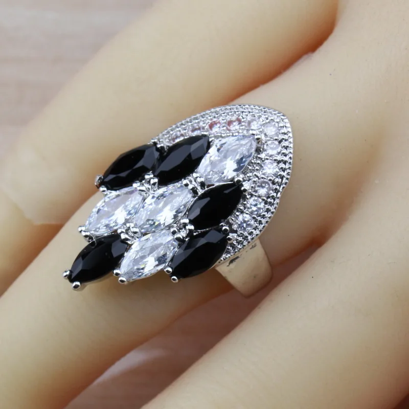 Комплект ювелирных изделий в стиле панк с белым и черным цирконием модные