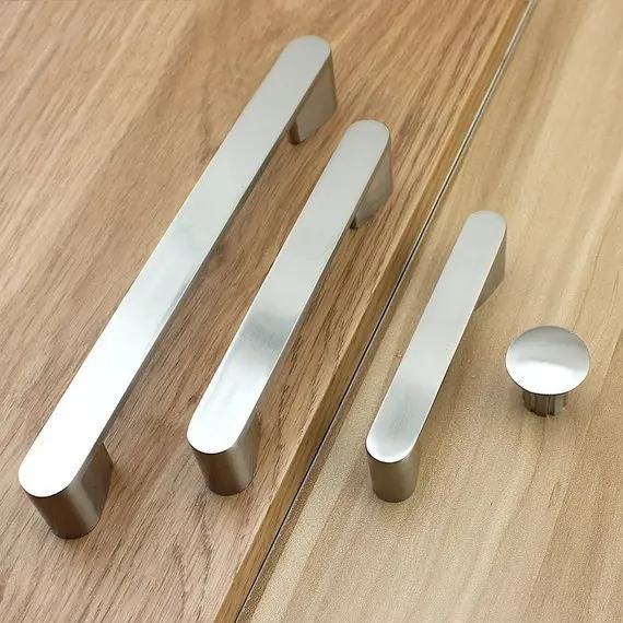 2.5'' 3.75'' 6.3'' Modern Kitchen Cabinet Door Handles Knobs Brushed Nickel Drawer Pull Handle Dresser Knob Cupboard Hardware