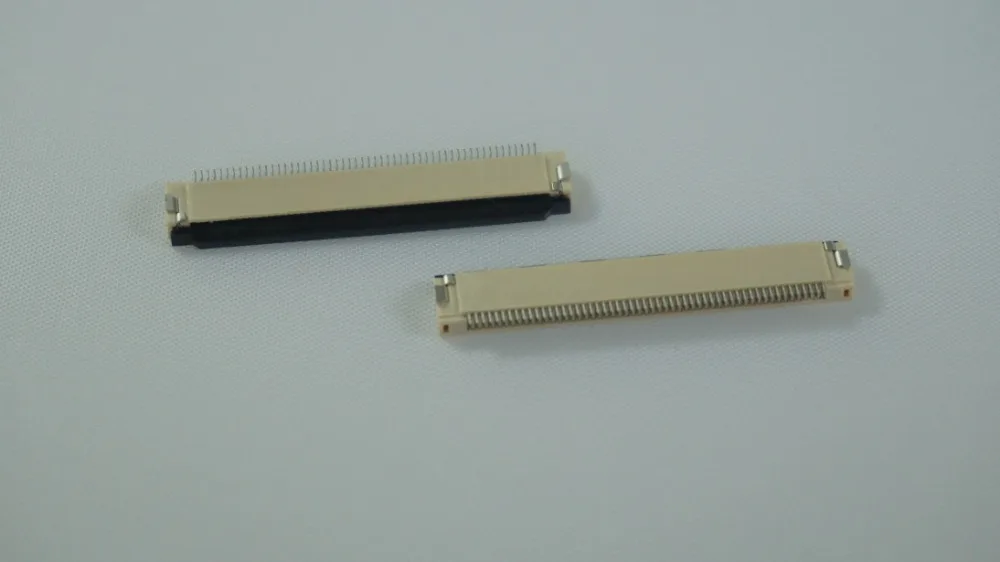 

100pcs FPC connector 0.5mm Pitch 54Pin Right angle SMD flip lock re-flow solderable Rohs by post