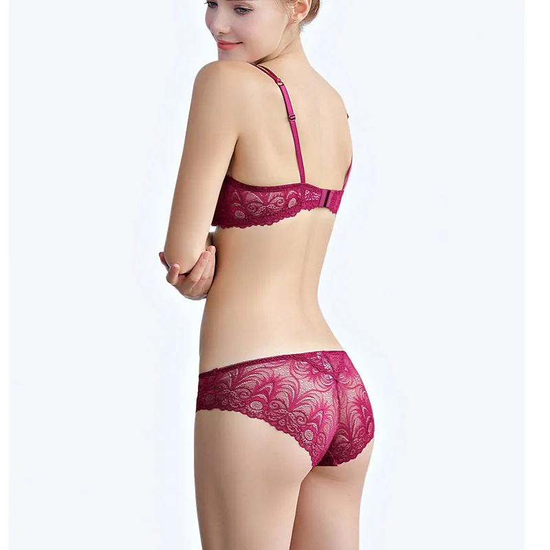 Madiy Дамская мода полчашки белье выдалбливают кружево с цветочным узором для