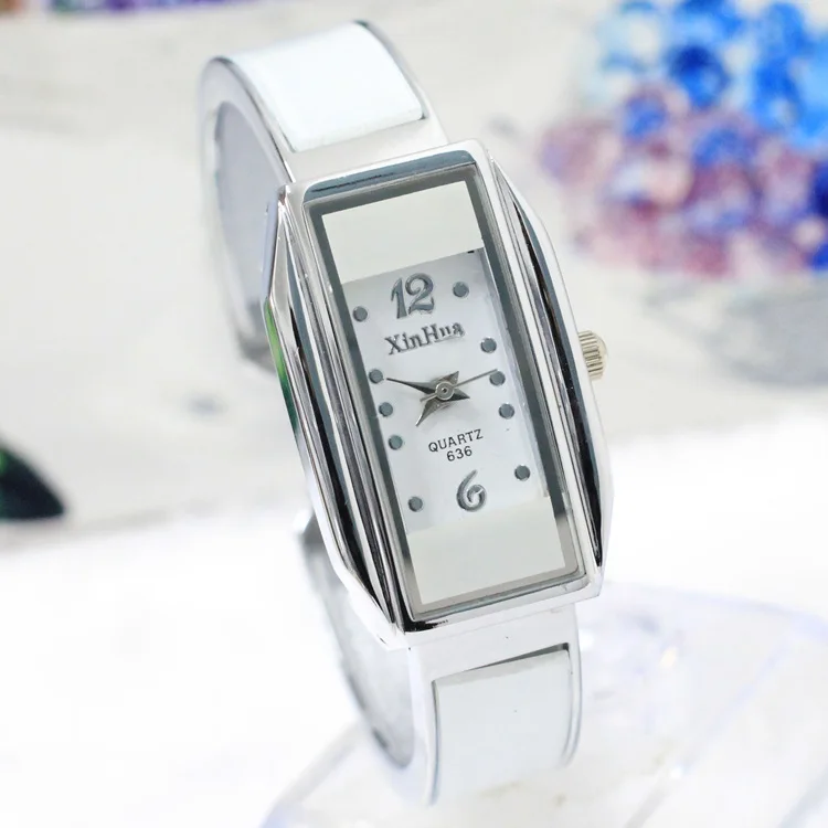 Женские прямоугольные кварцевые часы с браслетом из стали | Наручные