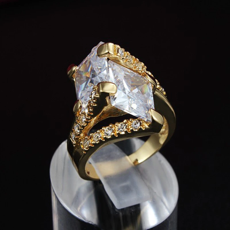 

YINHED Personality Elegant Big Rings For Women Christmas Gift Luxury Gold Color Cubic Zirconia Ring Fashion Party Jewelry ZR395