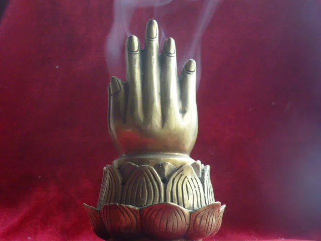 A brass incense incense burner with bergamot pure copperroomcraft Art Statue Home decoration