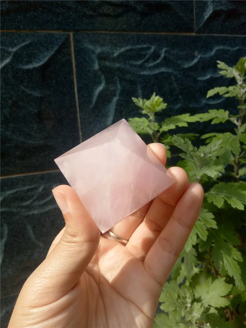 

1 шт. натуральный розовый кварц розовый кристалл целительная Пирамида кристалл помощь с медитацией высокая энергия для украшения дома