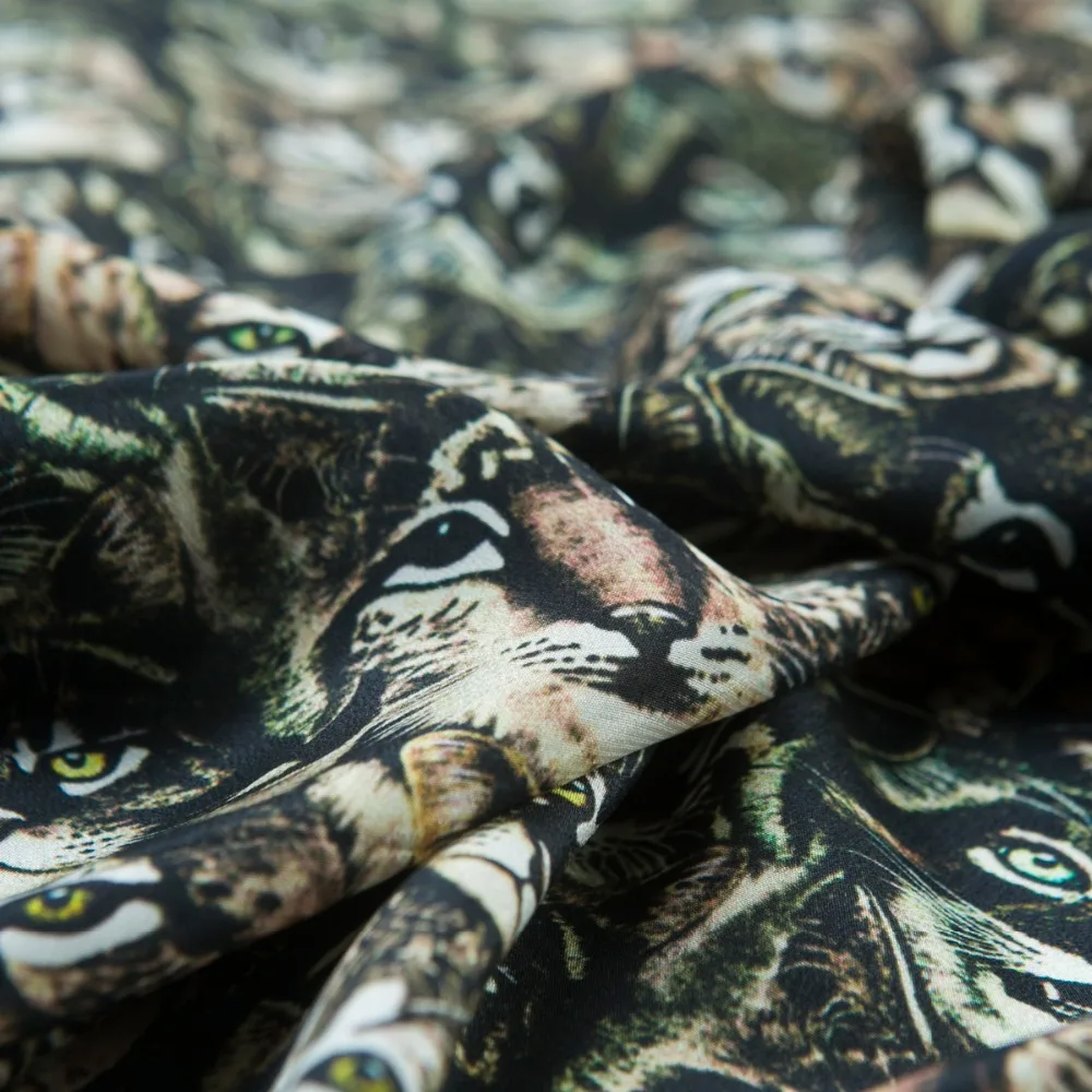 Крутая и модная голова тигра кошки с изображением животного из чистого шелка