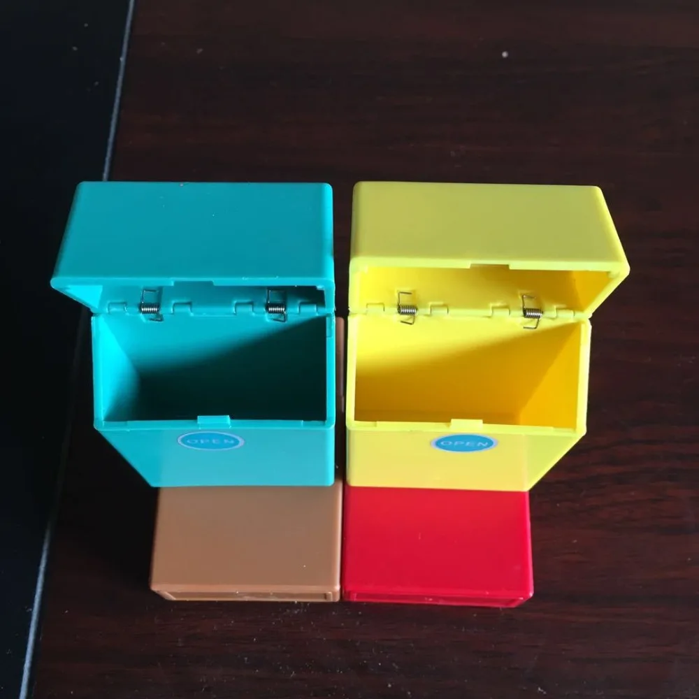 

Fashionable and convenient 1Pcs Cigarette Case Cover Plastic Case Decoration Rubber Cigarette Holder Tobacco Box Accessories