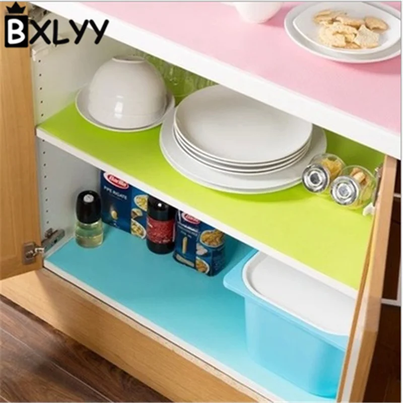 

BXLYY 2019 New Year Decoration Cutable Oilproof Cabinet Pad Paper Moisture Wardrobe Pad Kitchen Accessories Christmas Gift .7z