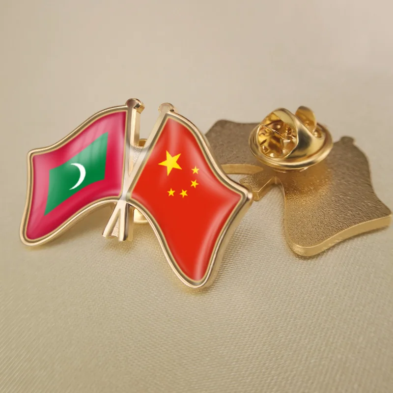

Maldives and China Crossed Double Friendship Flags Lapel Pins Brooch Badges
