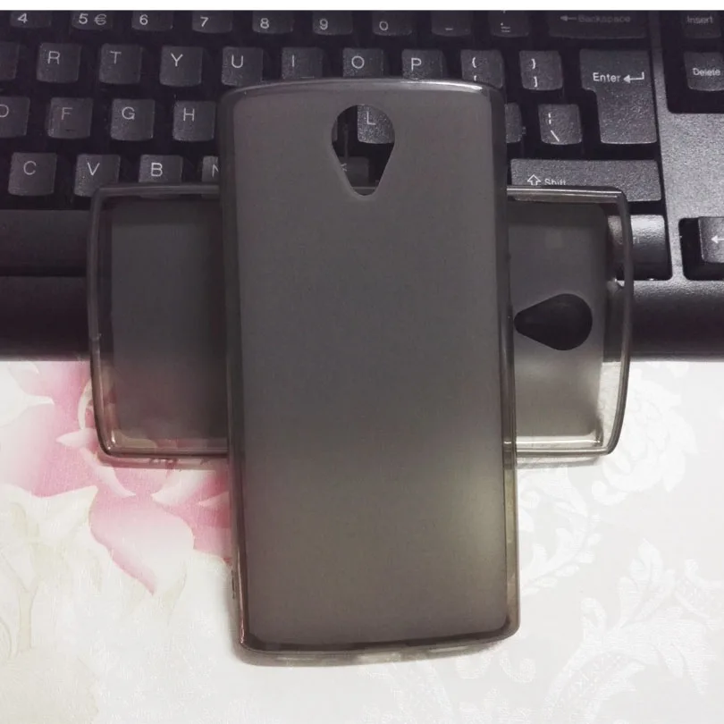 Cunzhi (Подарочная защитная пленка) Высококачественная Мягкая силиконовая задняя