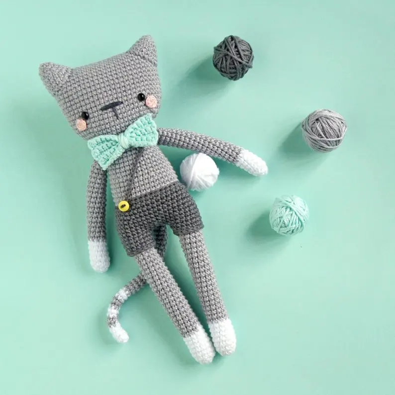 Вязаные крючком игрушки амигуруми Кот погремушки кукла номер WS0108