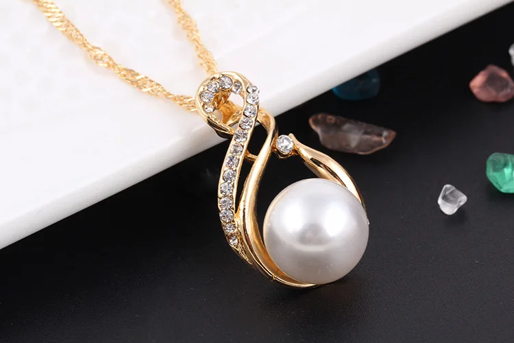 Женский ювелирный комплект из колье и серёг с искусственным жемчугом|pearl bridal jewelry