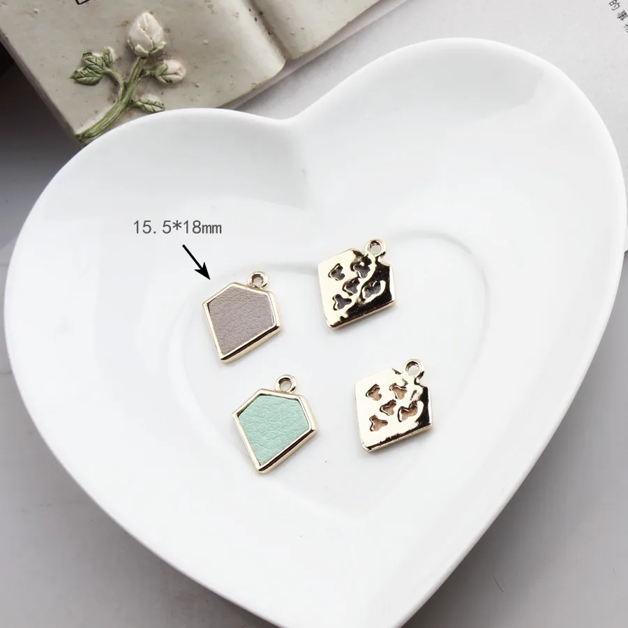 Новые Красочные треугольные кожаные украшения сплав золотой тон Мультфильм