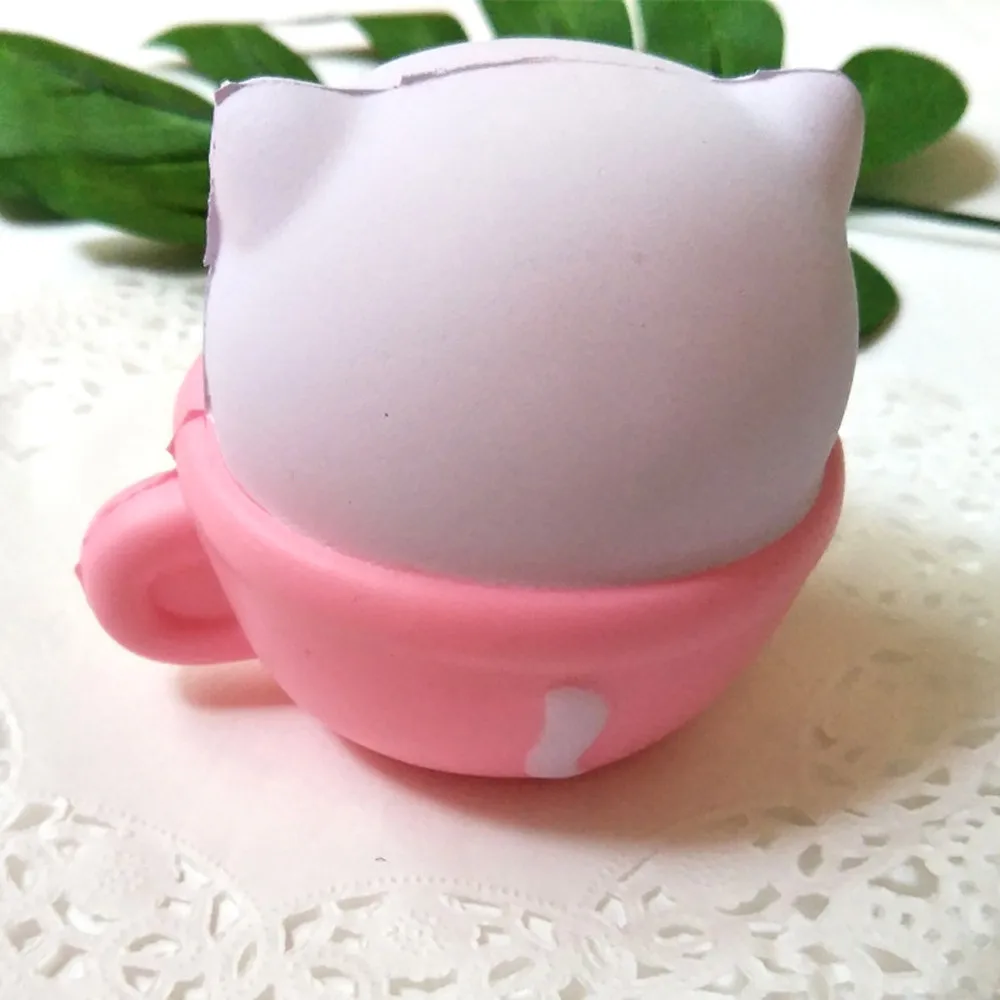 Сжимаемые очаровательные кошки медленно поднимающийся крем сжимаемые