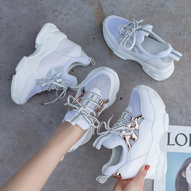 Женские повседневные кроссовки увеличивающие рост на плоской подошве со