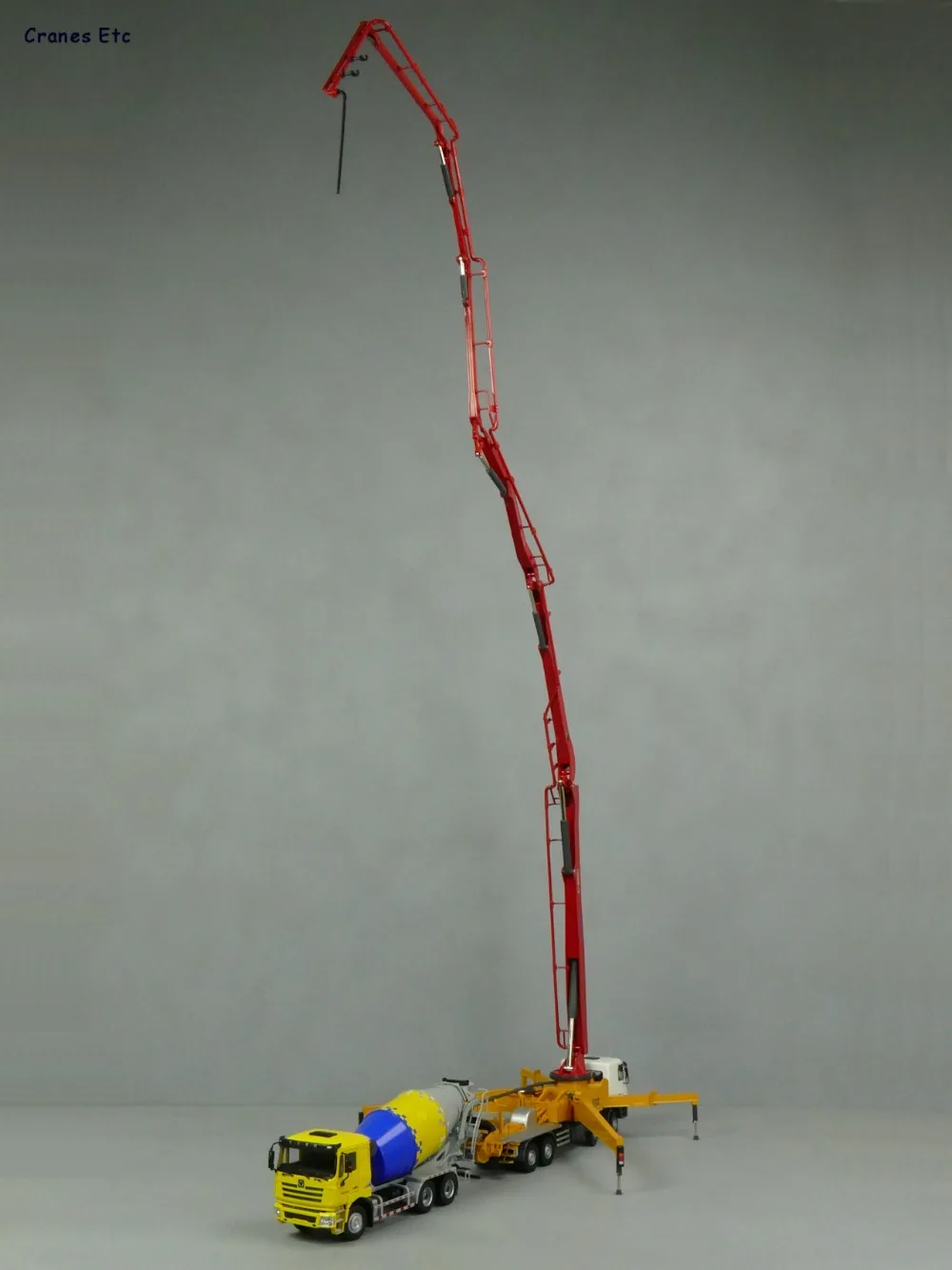 Цвет 1/35 Весы Модель XCMG HB62K бетононасос модель, белый насос бум, коллекция