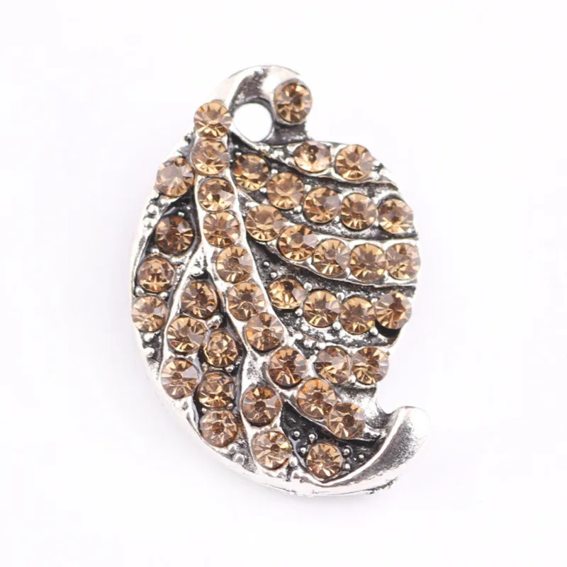 Большие листья с защелкой кнопки для 18 мм защелки браслетов подходят к защелкам