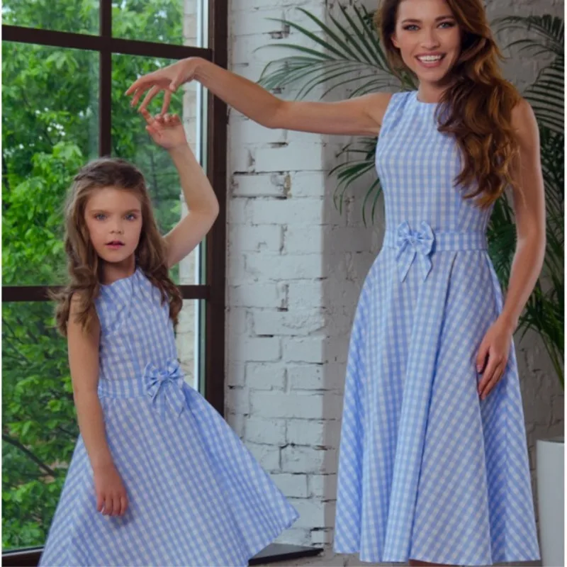 2018 летние платья для матери и дочери с бантом клетчатая одежда в стиле бохо мамы я
