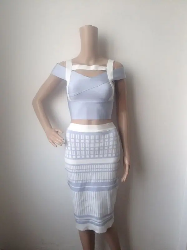 Комплект из двух предметов Небесно голубые шорты топ с рукавами до колен