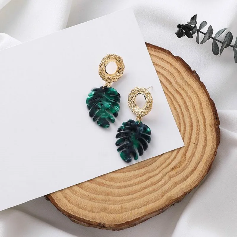 

Simple Green Leaf Earrings For Women 2020 New Plants Elements Drop Earrings Trendy Jewelry
