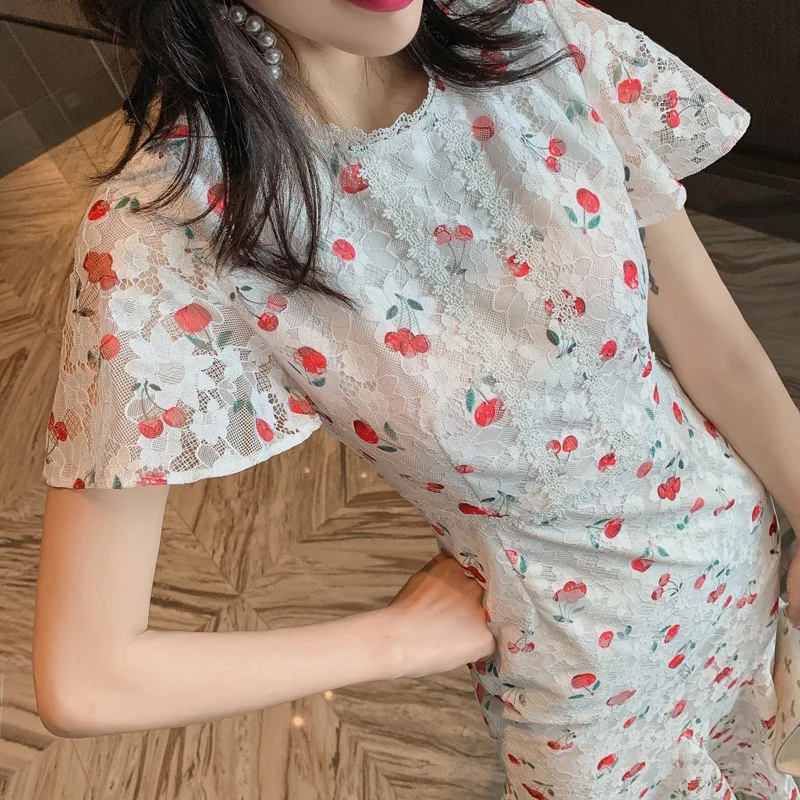 Женское кружевное платье с юбкой годе элегантное праздничное вышивкой коротким