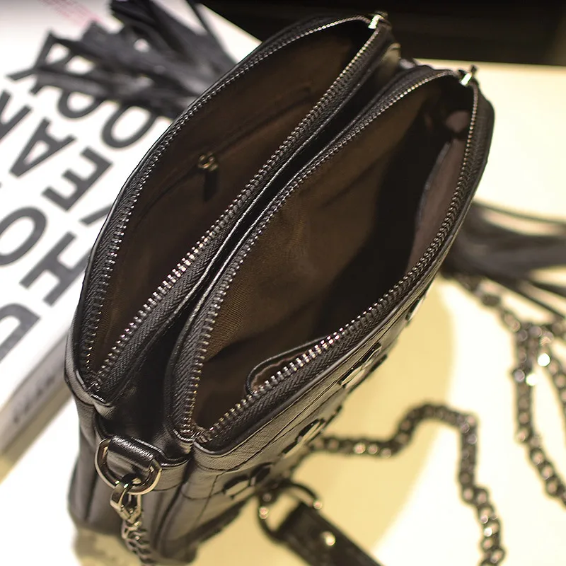 

2018 New Fashion Mini Tassel Flap Shoulder Bag for Women Soft Leather Rivets Messenger Bag Spring Summer Zipper Chain Handbags
