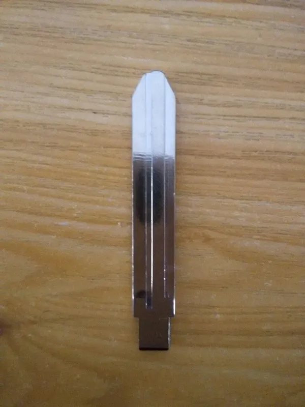 NO.02 key blade for Toyota Camry Corolla Middle Groove | Key Blanks