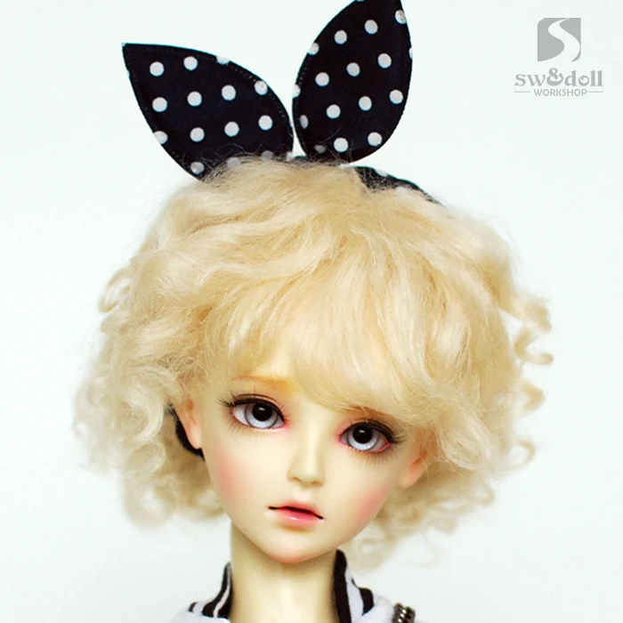 Аксессуары для шарнирных кукол короткие Кудри BJD/SD в комплект не входят кукла