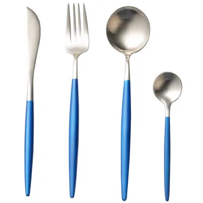 blue silver Горячая Распродажа, 4 шт. набор черных столовых приборов, посуда из нержавеющей стали, нож для стейка, вилка, чайная ложка, вечерние, подарочный набор кухонной посуды - Цвет: blue silver