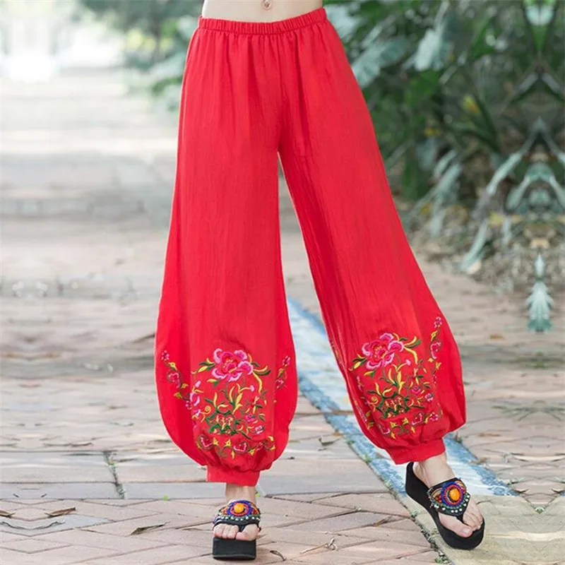 

Lady Bloomers New 2021 Flower Embroidery Vintage Long Trousers Ethnic Cotton Linen Loose Elastic Waist Pant Wide Leg Pants Red