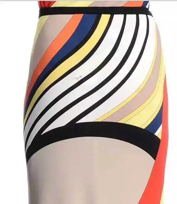 Осеннее платье в богемном стиле длинное цветное красивое модное с длинными