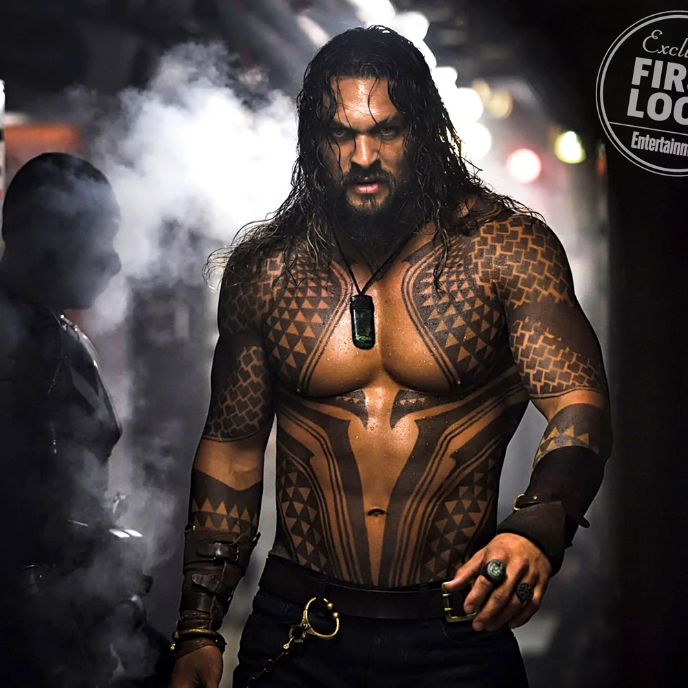 

Aquaman Necklace Men Maori Pendant Hand Carved Toki Necklace Arthur Curry Aquaman Cosplay Costume Resin Jewelry