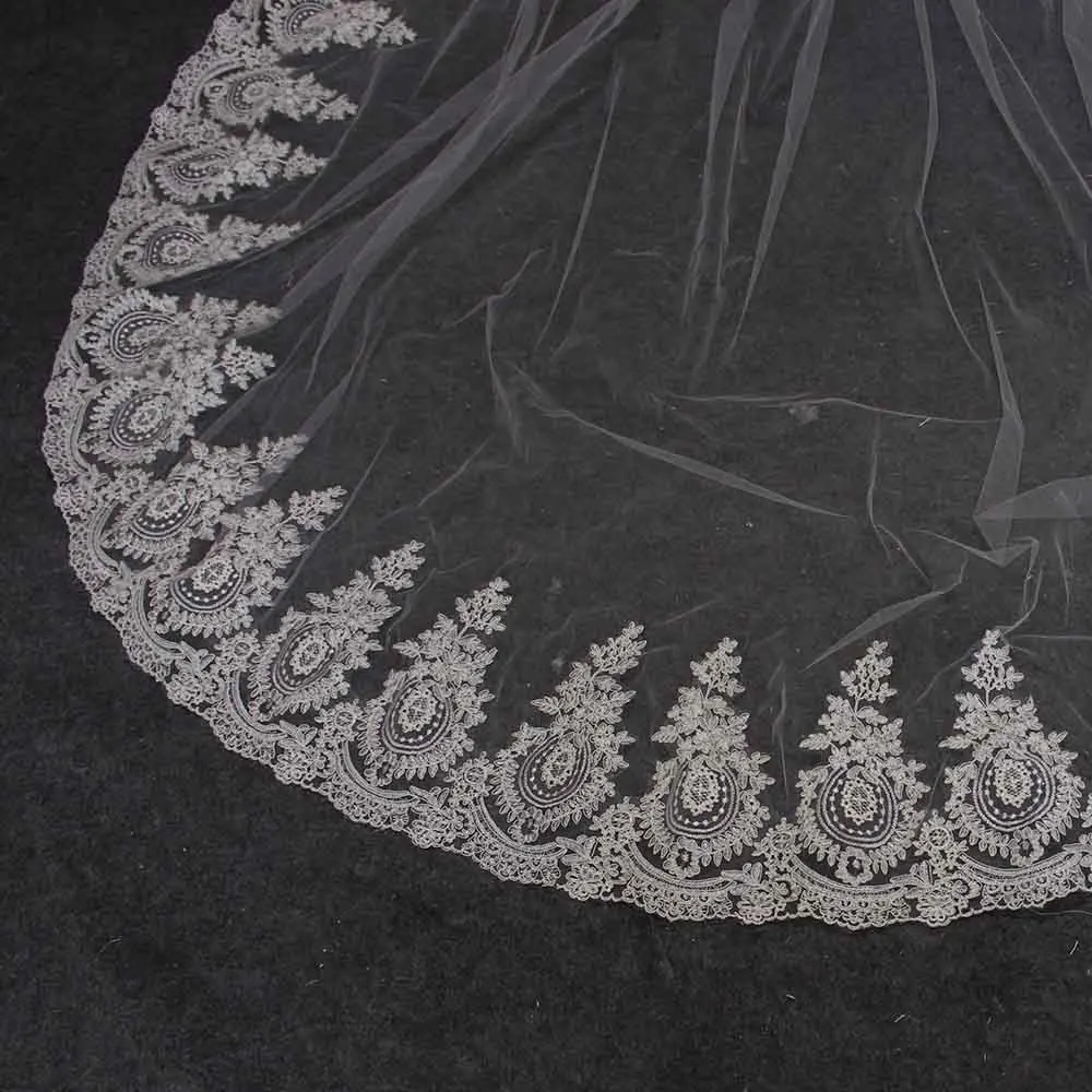 Свадебная фата с гребнем MERMAIDFUN однослойная Длинная кружевной каймой Фата для